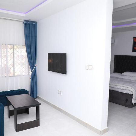D & D Apartments Abuja Buitenkant foto
