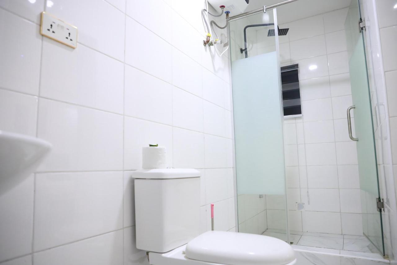 D & D Apartments Abuja Buitenkant foto