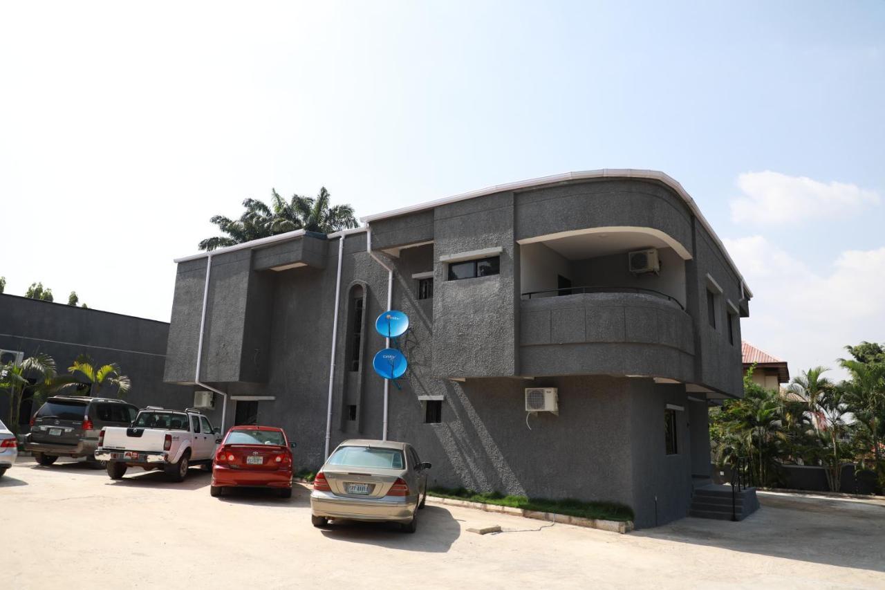 D & D Apartments Abuja Buitenkant foto