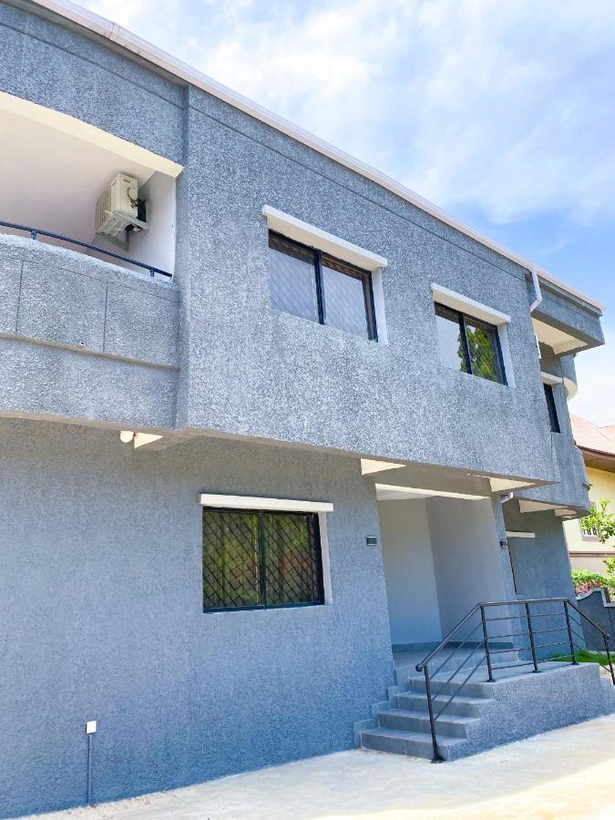 D & D Apartments Abuja Buitenkant foto
