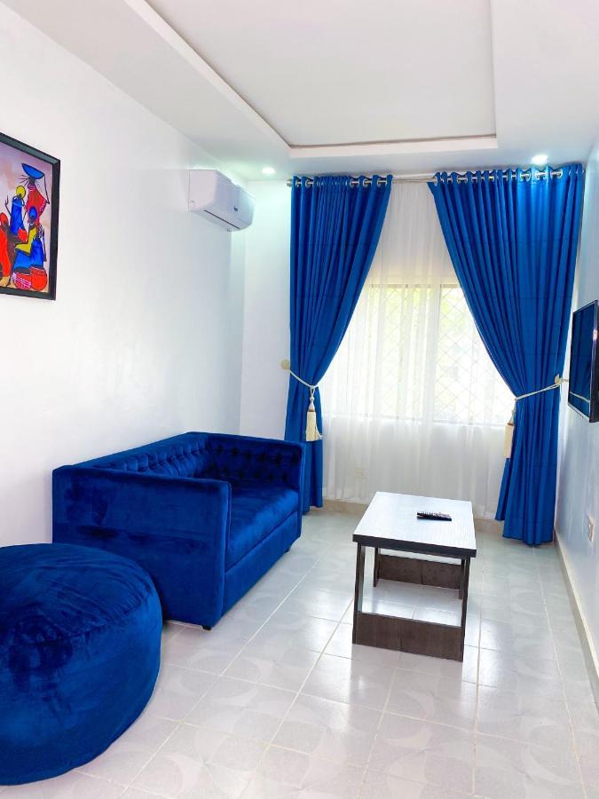 D & D Apartments Abuja Buitenkant foto