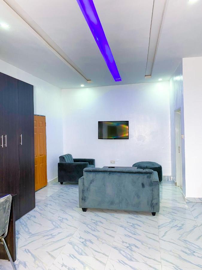 D & D Apartments Abuja Buitenkant foto
